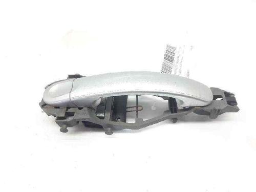 Used Rear right exterior door handle Rear right exterior door handle VW JETTA III (1K2) 1.9 TDI (105 hp) 5865584 5865584