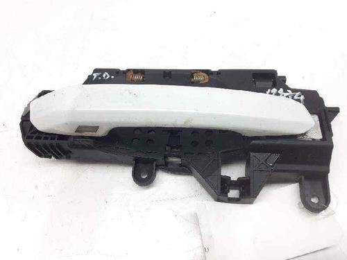 rear-right-exterior-door-handle-audi-a4-b9-8w2-8wc-8w0837812a-2015-5939544 main image