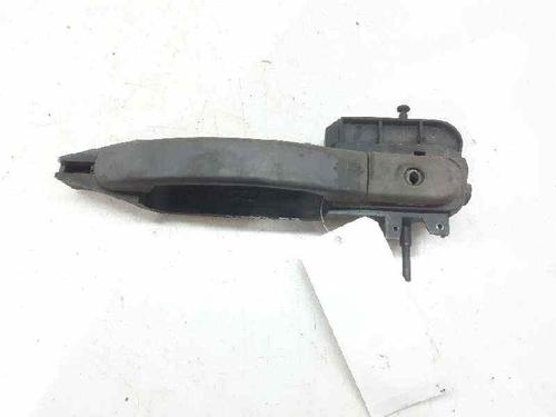 Used Front left exterior door handle Front left exterior door handle FORD FIESTA V (JH_, JD_) 1.3 (69 hp) 6452065 6452065