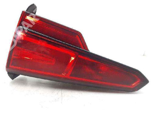 right-tailgate-light-audi-a4-b9-8w2-8wc-8w5945076-2015-5939562 main image
