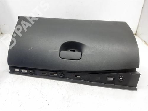 Used Glove box Glove box RENAULT MEGANE III Grandtour (KZ0/1) 1.5 dCi (KZ1M, KZ1W, KZ0R) (106 hp) 7099549 7099549