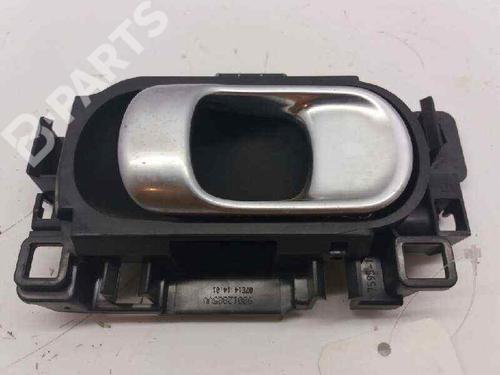 Used Front right interior door handle Front right interior door handle CITROËN C4 CACTUS 1.6 HDi 90 (92 hp) 5588267 5588267