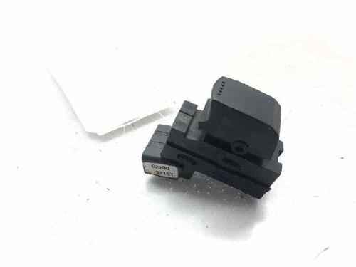 Used Left rear window switch Left rear window switch SUZUKI GRAND VITARA II (JT, TE, TD) 1.9 DDiS All-wheel Drive (JT419, TD44, JB419WD, JB419XD,... (129 hp) 6510972 6510972