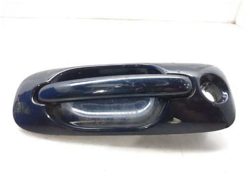 Used Front left exterior door handle Front left exterior door handle CHRYSLER VOYAGER IV (RG, RS) 2.5 CRD (141 hp) 7699161 7699161