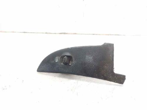Used Right front window switch Right front window switch JEEP CHEROKEE (KJ) 2.5 CRD 4x4 (143 hp) 6520677 6520677