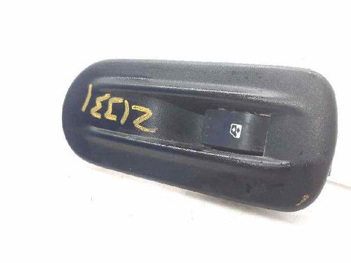 right-front-window-switch-nissan-interstar-van-x70-8200206603-2002-6572676 main image