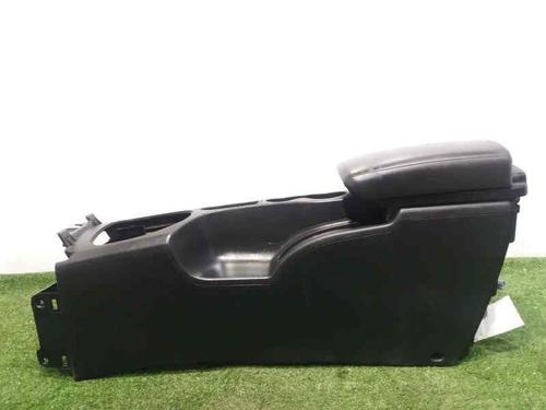 Used Armrest / Center console Armrest / Center console NISSAN QASHQAI / QASHQAI +2 I (J10, NJ10, JJ10E) 1.5 dCi (106 hp) 7153170 7153170