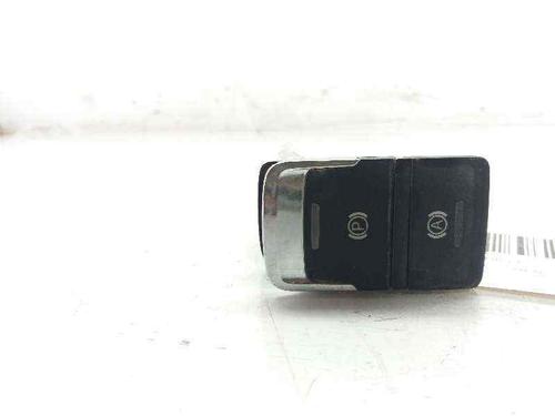 electric-handbrake-seat-ateca-kh7-khp-20-tdi-575927225-2016-5330762 main image