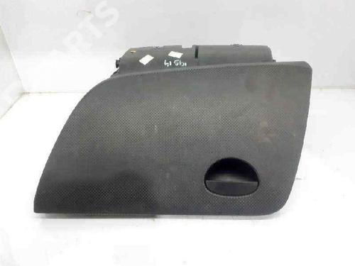 Used Glove box Glove box SEAT TOLEDO III (5P2) 2.0 TDI 16V (140 hp) 5821750 5821750