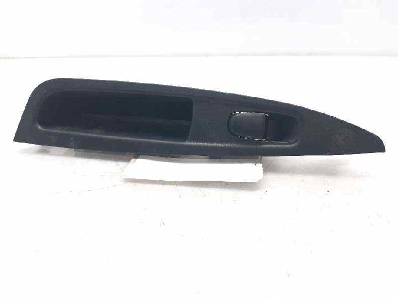 Right Rear Window Switch Right rear window switch NISSAN QASHQAI II SUV (J11, J11_) 6577438 | B ...