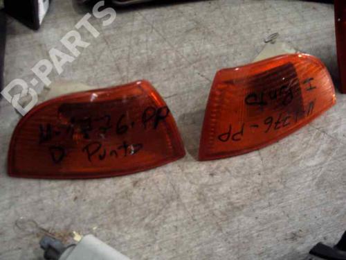 Used Left front indicator Left front indicator FIAT PUNTO (176_) 55 1.1 (54 hp) 3039075 3039075