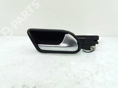 Used Front right interior door handle Front right interior door handle VW GOLF V (1K1) 1.9 TDI (105 hp) 3221798 3221798