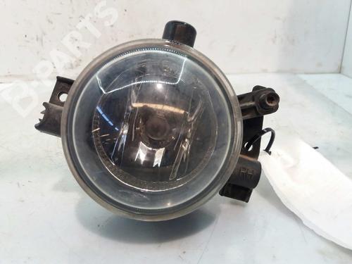 Used Right front fog light Right front fog light FORD FOCUS II (DA_, HCP, DP) 1.6 (100 hp) 3082933 3082933