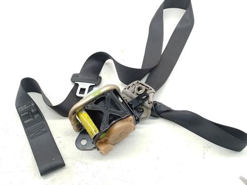 Cinturón de seguridad delantero derecho TOYOTA COROLLA (_E12_) 2.0 D-4D (CDE120R, CDE120L_) (116 hp) 31610563