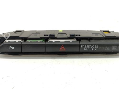 Used Warning switch Warning switch VW PASSAT B8 (3G2, CB2) 1.6 TDI (120 hp) 35788185 35788185