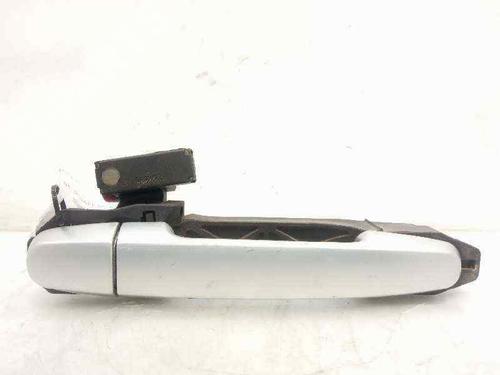 Used Rear right exterior door handle Rear right exterior door handle TOYOTA COROLLA Verso (ZER_, ZZE12_, R1_) 2.0 D-4D (CUR10_, CUR10R) (116 hp) 4468755 4468755