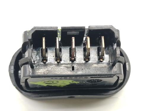 Right front window switch DACIA SANDERO 1.6 MPI 85 (BS03) | BP33704581I26 - Image 4