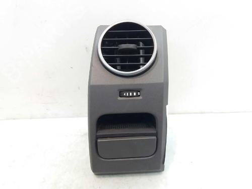 Used Air vent LAND ROVER DISCOVERY III (L319) 2.7 TD 4x4 (190 hp) 11671822