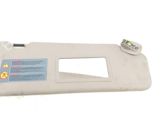 right-sun-visor-dacia-sandero-2008-33704549 main image