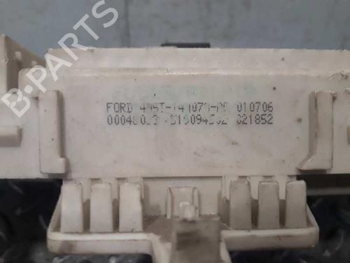 Fuse box FORD FOCUS II (DA_, HCP, DP) 1.6 TDCi | BP3537295E1 
