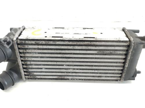 intercooler-citroen-c4-picasso-i-mpv-ud_-2006-2007-2008-2009-2010-2011-2012-2013-2014-2015-32477921 main image