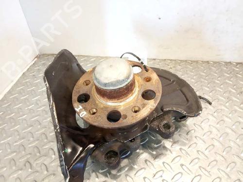 Used Left front steering knuckle MERCEDES-BENZ C-CLASS Coupe (CL203) [2001-2011]  6023775