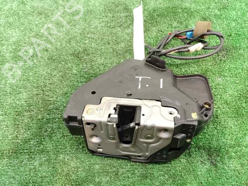 Rear left lock MERCEDES-BENZ CLS (C219) CLS 320 CDI (219.322) | BP17533399C100 