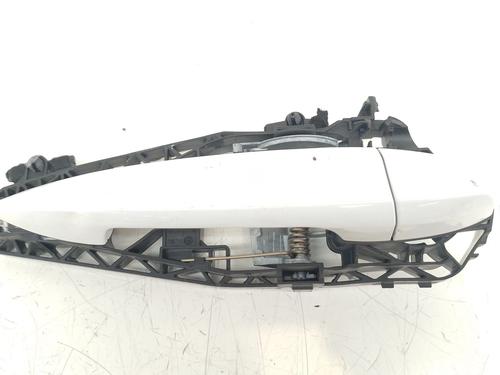 Used Front right exterior door handle BMW X1 (F48) sDrive 18 d (150 hp) 25852750