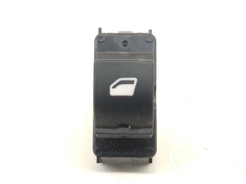 Used Right rear window switch Right rear window switch PEUGEOT 208 I (CA_, CC_) 1.2 THP 110 (110 hp) 33941399 33941399