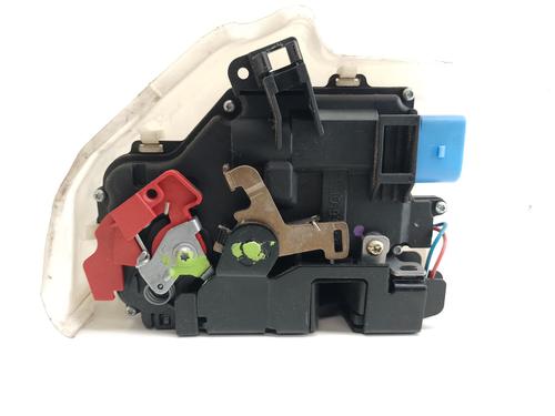 Front left lock VW GOLF PLUS V (5M1, 521)  | BP18256162C98 