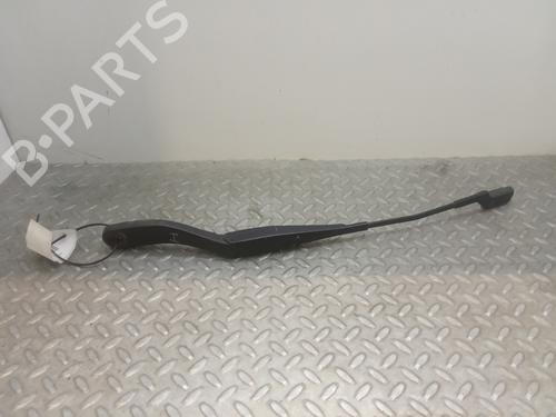 Used Front windshield wiper arm VOLVO V50 (545) [2003-2012]  3473973