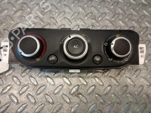 Used Climate control RENAULT MEGANE III Hatchback (BZ0/1_, B3_) [2008-2025]  3688939