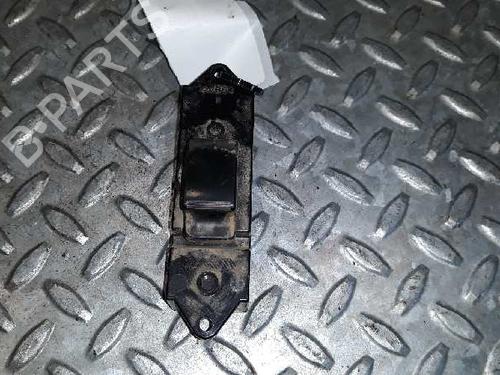 Used Right front window switch MITSUBISHI L200 / TRITON (KA_T, KB_T) [2004-2018]  5581669