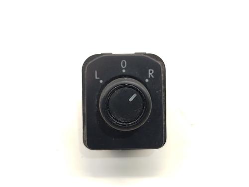 mirror-switch-audi-a1-sportback-gba-2018-33435091 main image