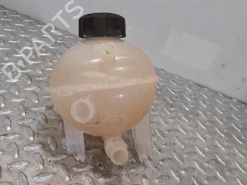 Used Expansion tank PEUGEOT 308 II (LB_, LP_, LW_, LH_, L3_) [2013-2021]  5408680