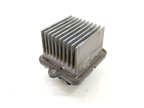 Used Heater resistor Heater resistor SUZUKI GRAND VITARA II (JT, TE, TD) 1.9 DDiS All-wheel Drive (JT419, TD44, JB419WD, JB419XD,... (129 hp) 40506696 40506696