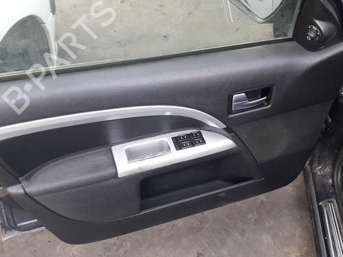 Fuse box FORD MONDEO III (B5Y)  | BP14921263E1 