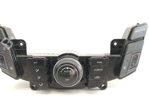 Used Climate control HYUNDAI i40 I CW (VF) 1.7 CRDi (136 hp) 29277508