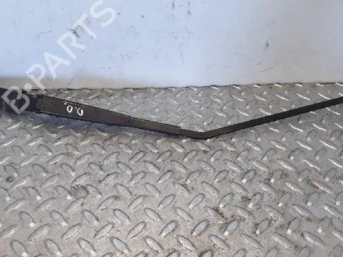 Used Front windshield wiper arm IVECO DAILY III Van 35 C 14 (136 hp) 12560237