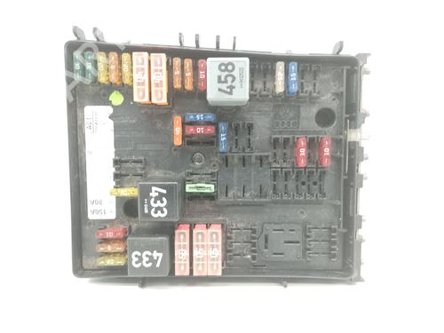 Used Fuse box VW GOLF V (1K1) [2003-2010]  19131404