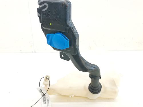 Used Windscreen washer tank Windscreen washer tank 37425856 37425856