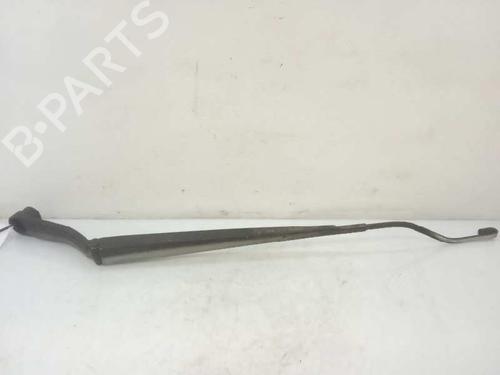 Used Front windshield wiper arm KIA SORENTO I (JC) [2002-2011]  4721980