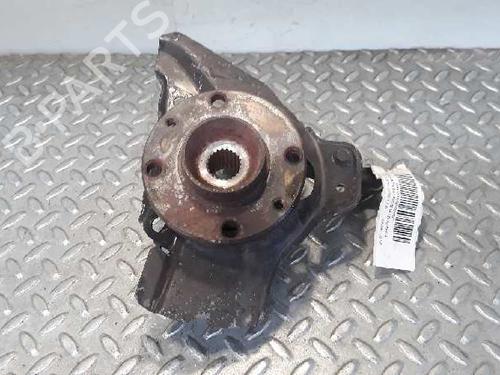 Used Left front steering knuckle FIAT PUNTO (176_) 1.7 TD (176AT) (63 hp) 3038691