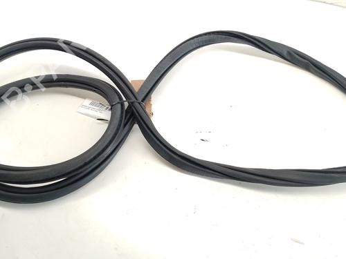 Rubber door seal VOLVO XC60 I SUV (156)  | BP29477876C142 