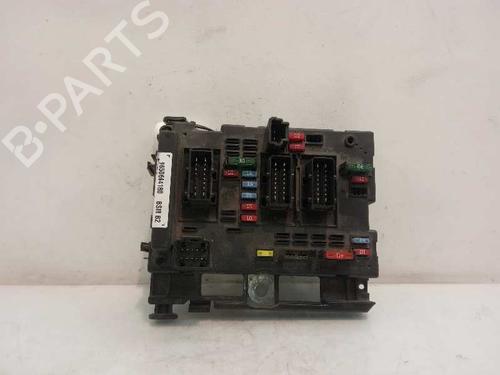 Used Fuse box PEUGEOT 206 Hatchback (2A/C) 1.4 HDi eco 70 (68 hp) 4588316