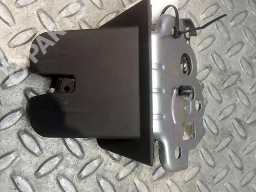 Used Tailgate lock Tailgate lock SEAT LEON ST (5F8) 2.0 TDI (150 hp) 8811308 8811308