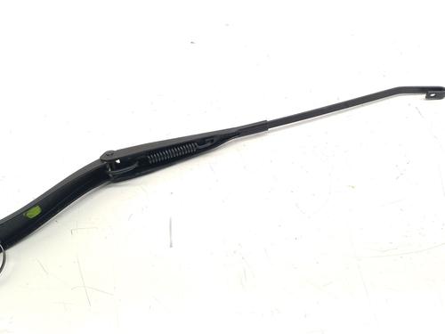 Used Front windshield wiper arm Front windshield wiper arm DACIA SANDERO 1.6 MPI 85 (BS03) (84 hp) 33796037 33796037