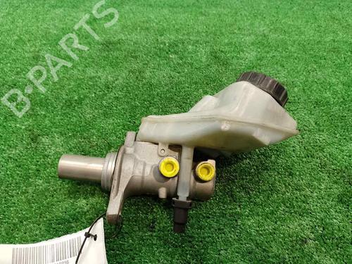 Used Brake master cylinder VOLVO V60 I (155) [2010-2018]  17671597