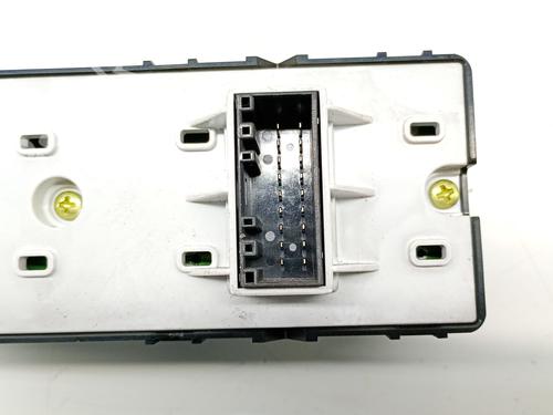 Left front window switch KIA STONIC (YB) 1.6 CRDi | BP36107538I27 - Image 4