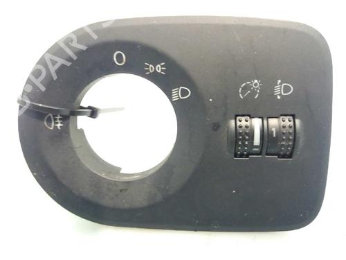 Used Headlight switch SEAT IBIZA IV SC (6J1, 6P5) [2008-2018]  14231068